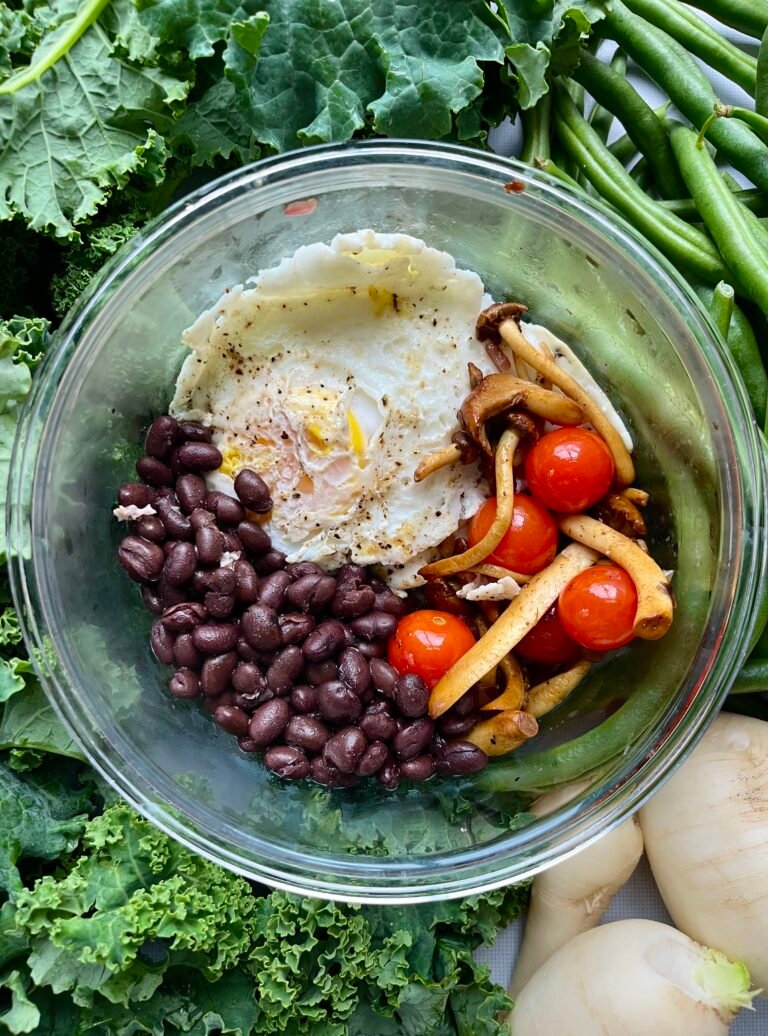 Vegetarian Breakfast with Egg, Beans, Mushrooms, and Tomatoes